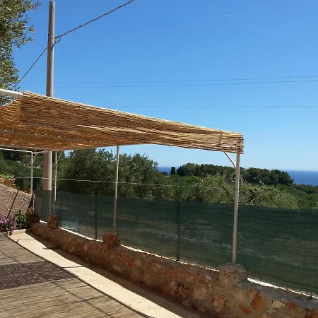 Dimora Ideale Salento3 Per Coppia Vista Mare Mozzafiato Immersa Nel Per Gli Amanti Della Tranquilita Holiday home Alessano